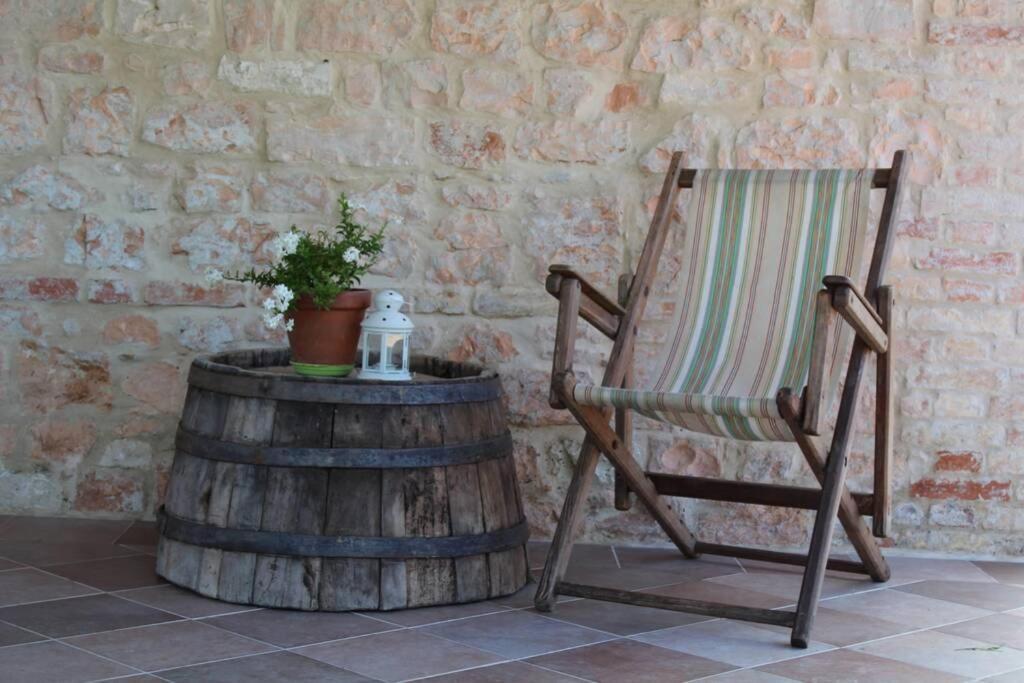 Casa Kikenda, Viaggio Nella Natura Treia Exterior foto